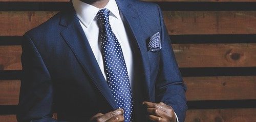 Is-it-safe-to-buy-custom-suits-online-f